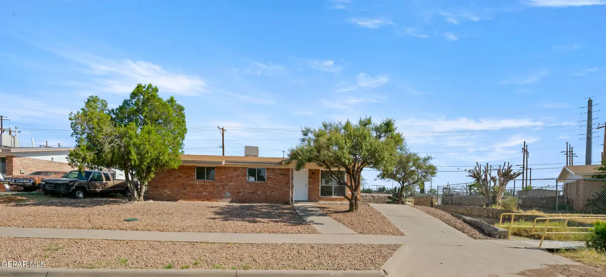 5013 Winthrop Drive, El Paso, TX 79924 - #1