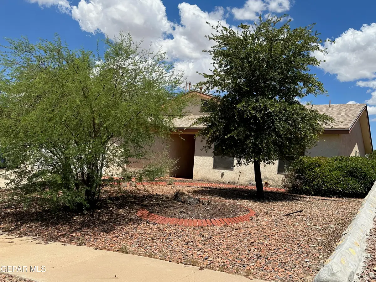 7237 Orizaba Avenue, El Paso, TX 79912 - #1