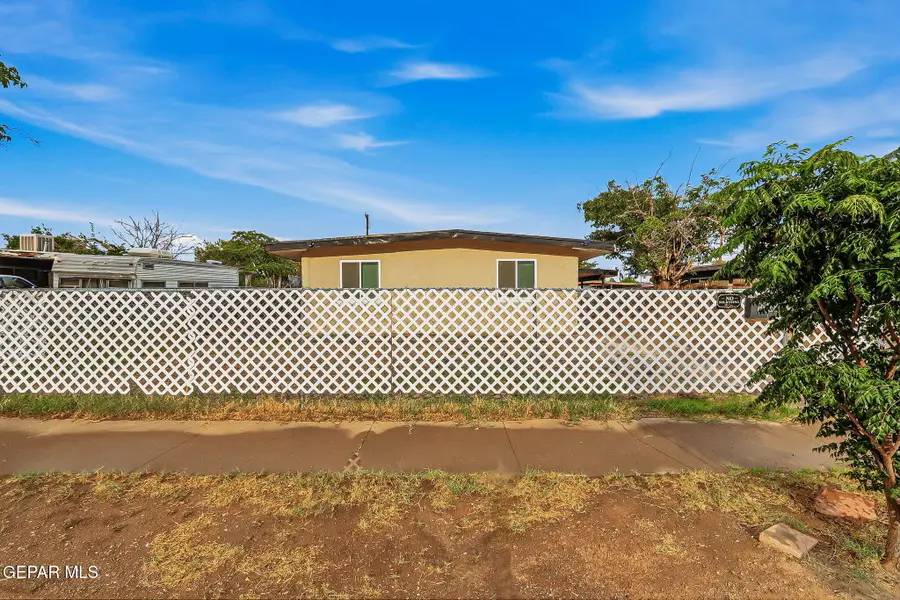 8828 Mount Elbert Drive, El Paso, TX 79904 - #2