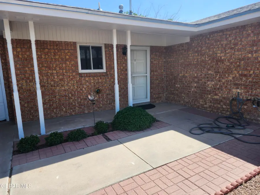 10615 Kinross Avenue, El Paso, TX 79935 - #3