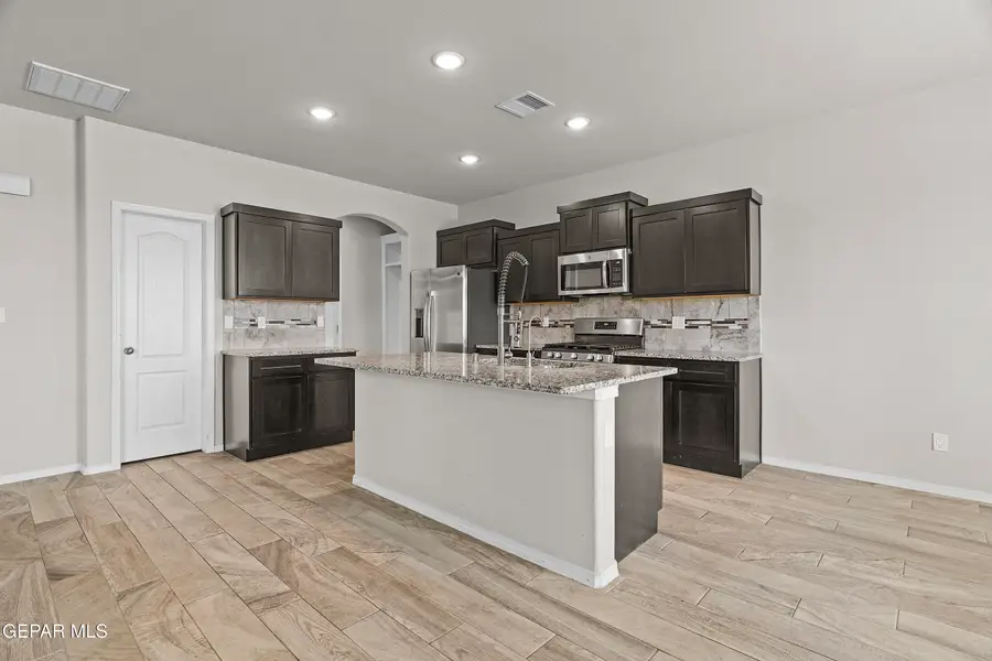 7401 Eagle Vista Drive, El Paso, TX 79911 - #3