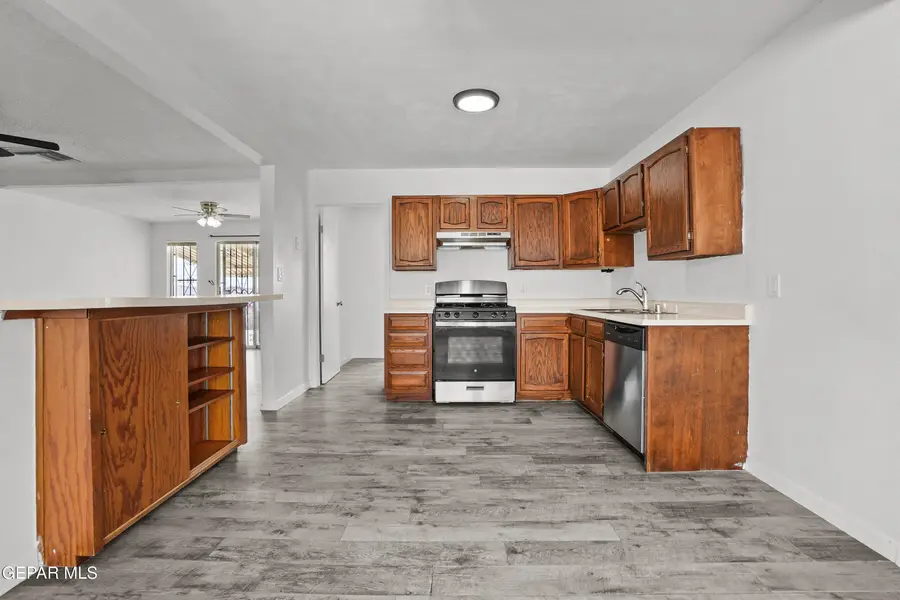 5832 Dearborne Drive, El Paso, TX 79924 - #3