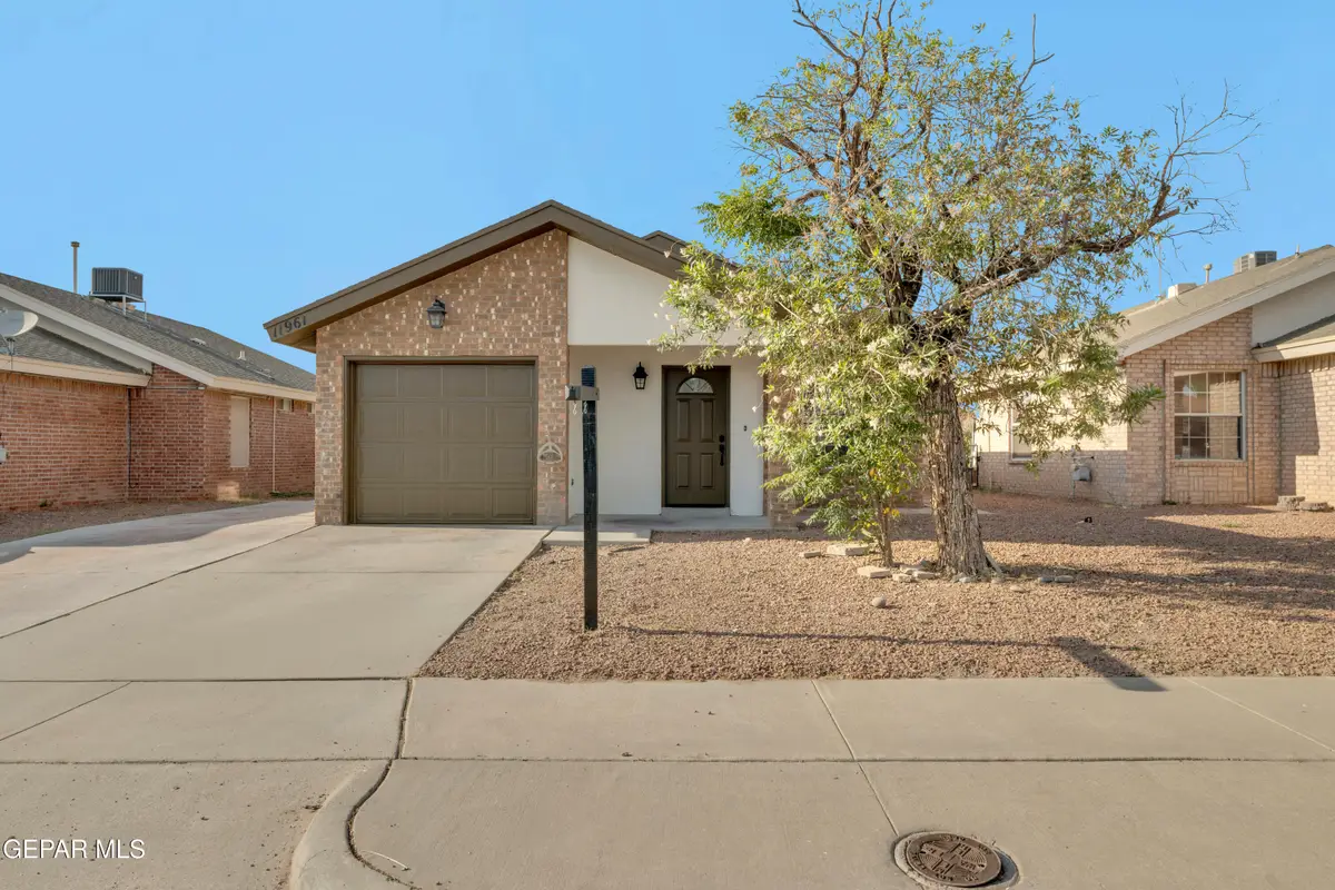 11961 Braveheart Avenue, El Paso, TX 79936 - #1
