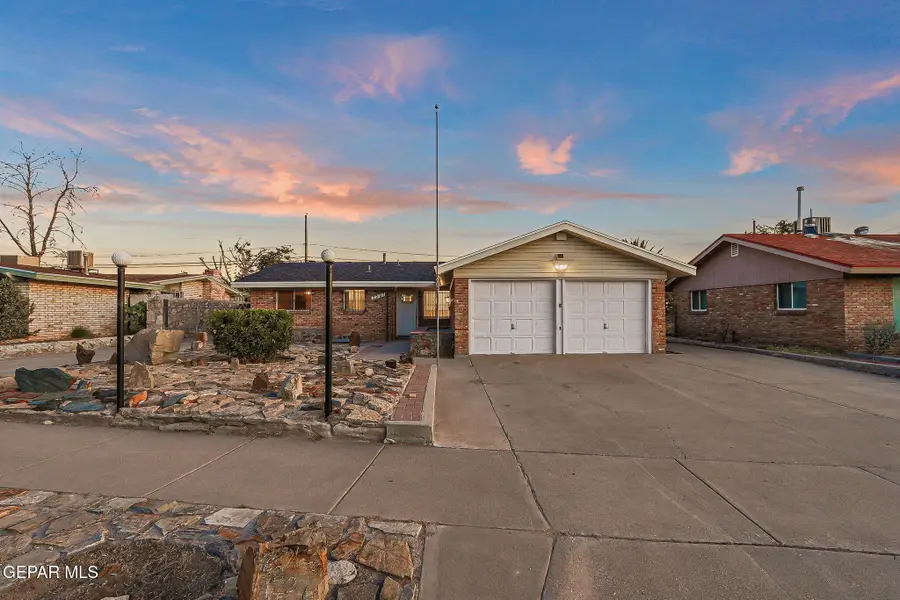 7221 Alto Rey Avenue, El Paso, TX 79912 - #2