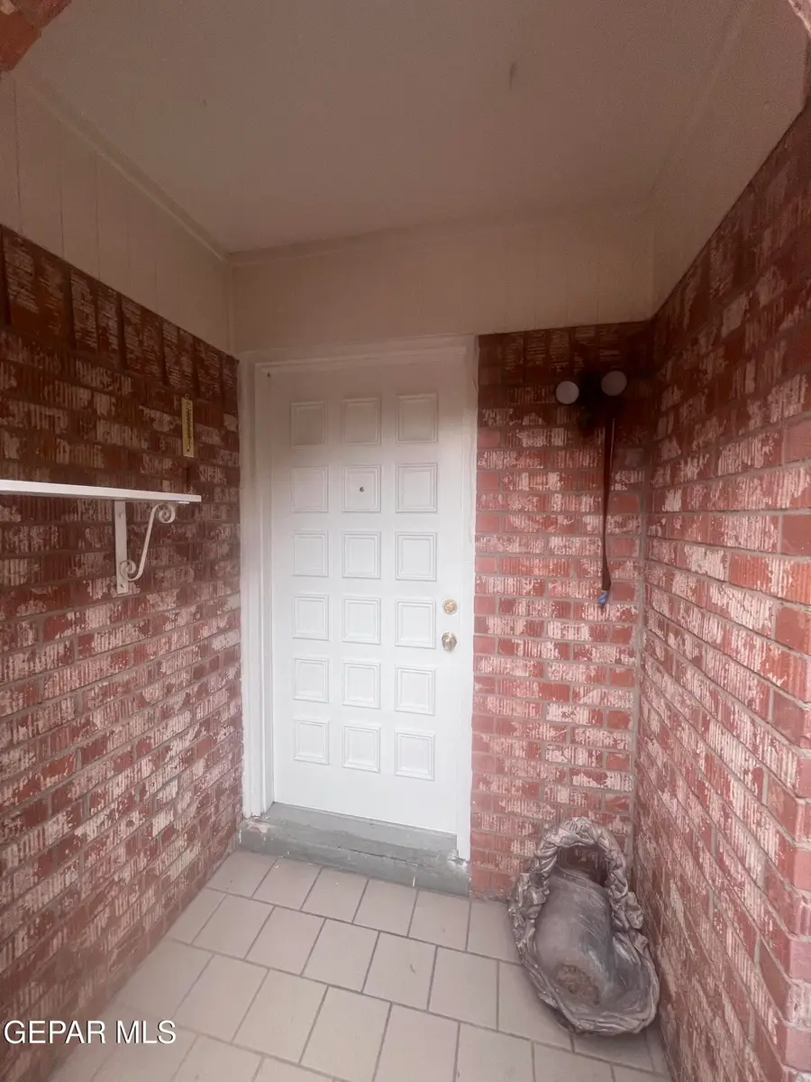 5017 Mc Cormick Lane, El Paso, TX 79924 - #3