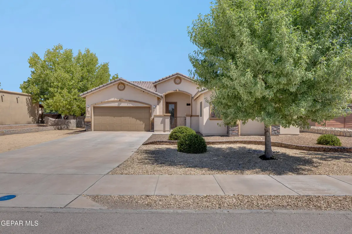 525 Valley Plum Avenue, El Paso, TX 79932 - #1