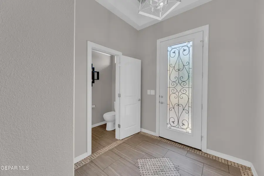 525 Valley Plum Avenue, El Paso, TX 79932 - #3