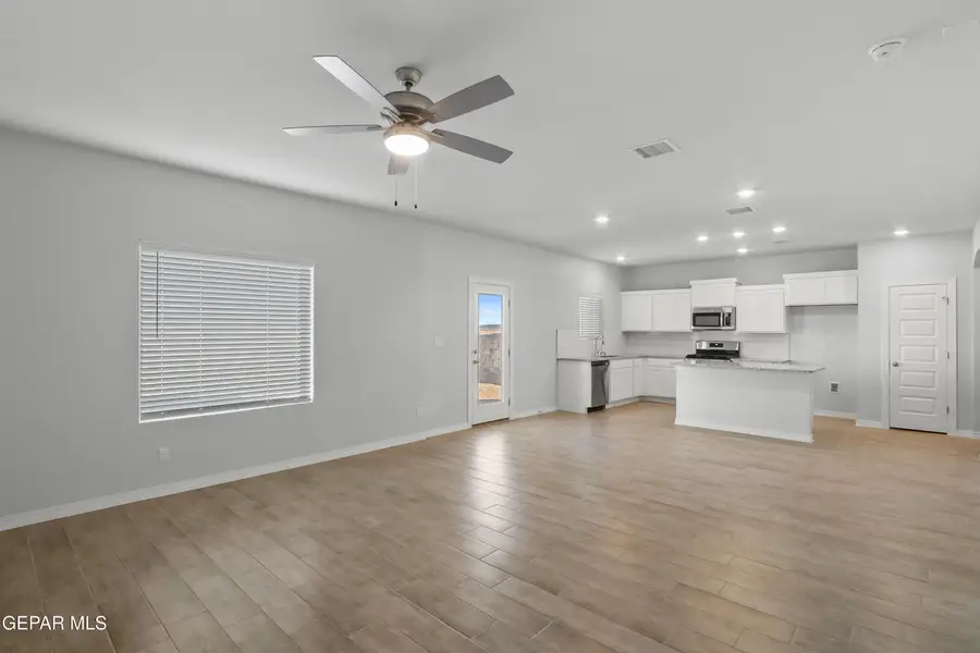 545 Paseo Campanero Street, Horizon City, TX 79928 - #3