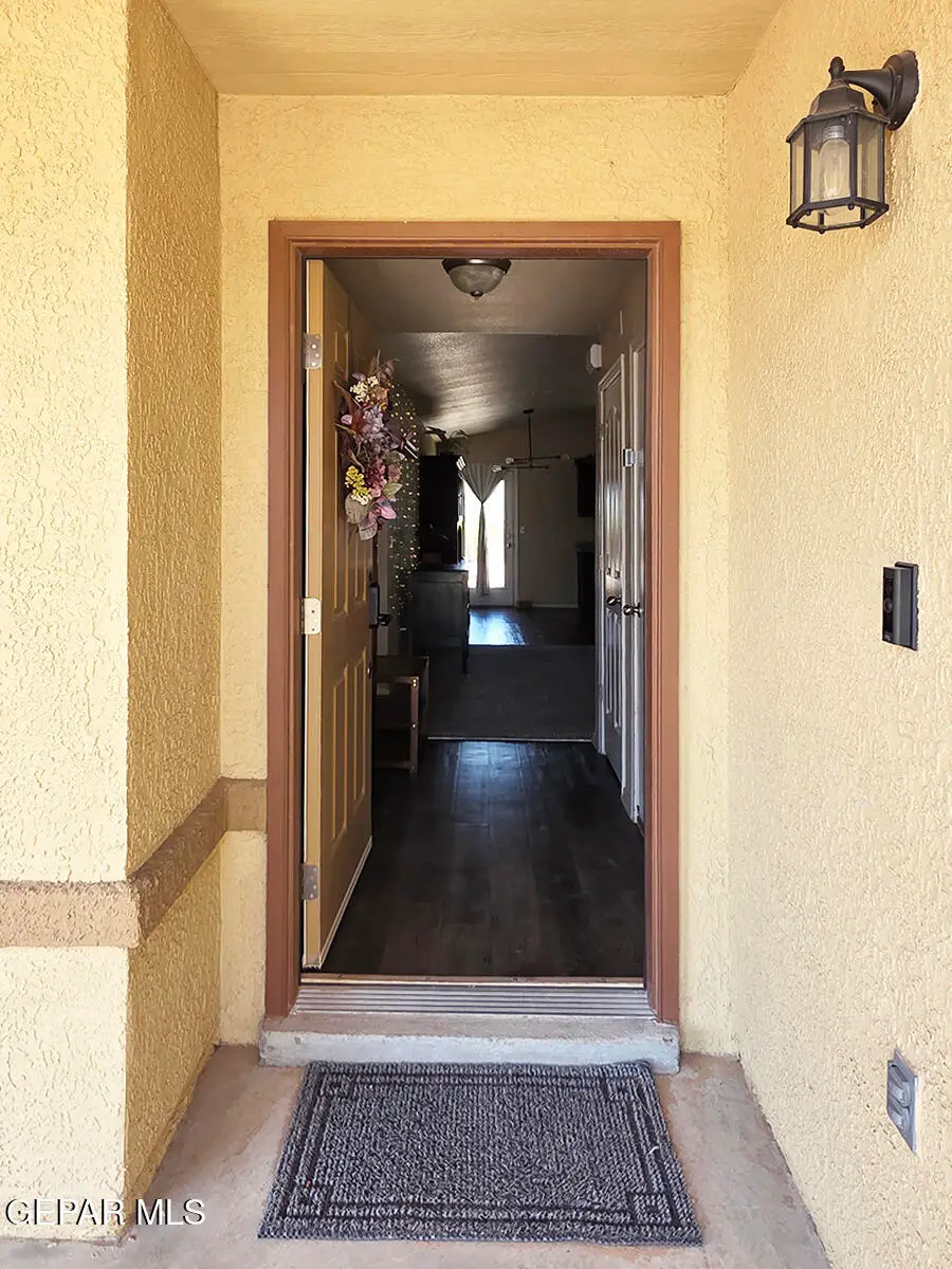 809 Nuevo Desierto Drive, Horizon City, TX 79928 - #3