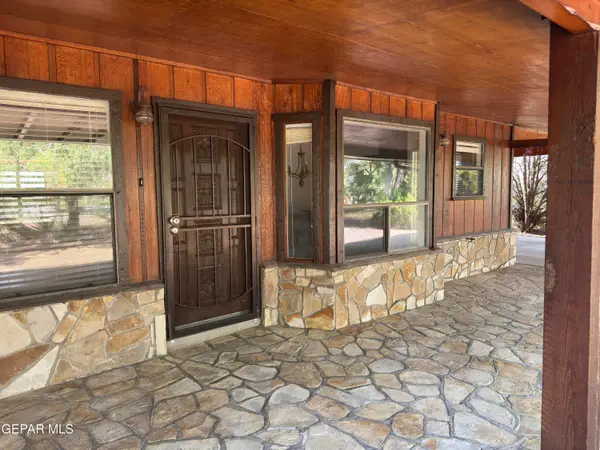 6525 Upper Valley Road, El Paso, TX 79932
