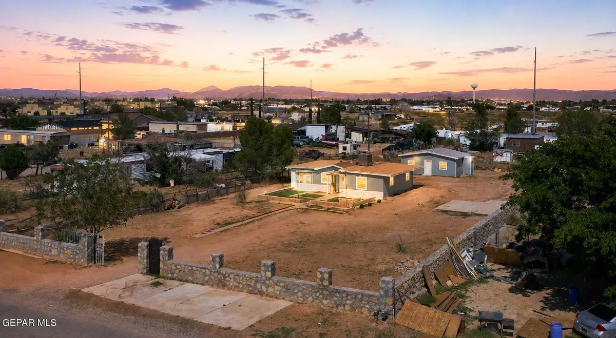 3550 Vanderveer Drive, El Paso, TX 79938 - #1