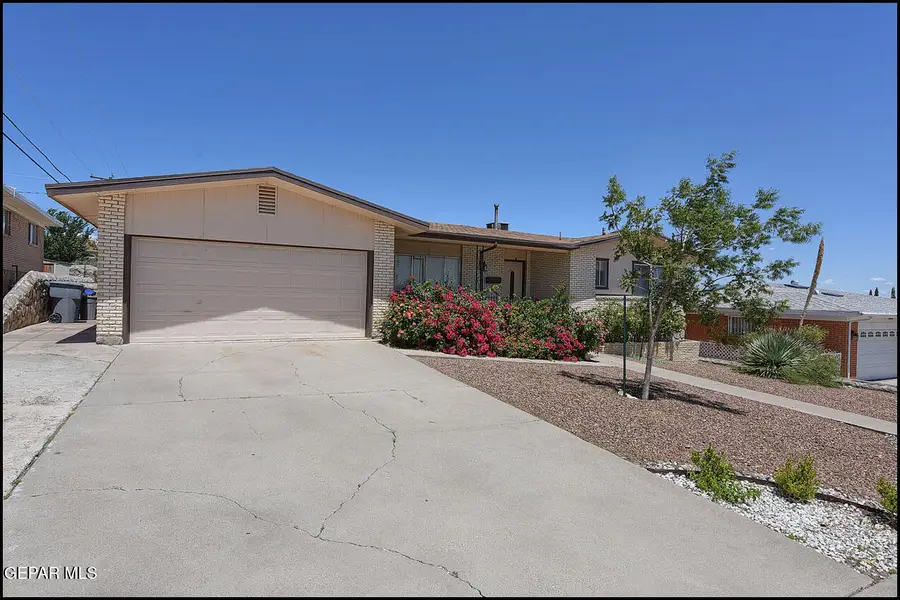 3403 Craigo Avenue, El Paso, TX 79904 - #3
