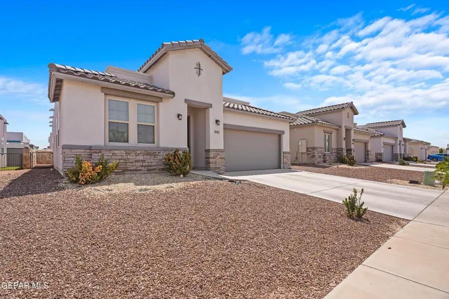 942 Follifoot Place, El Paso, TX 79928 - #2
