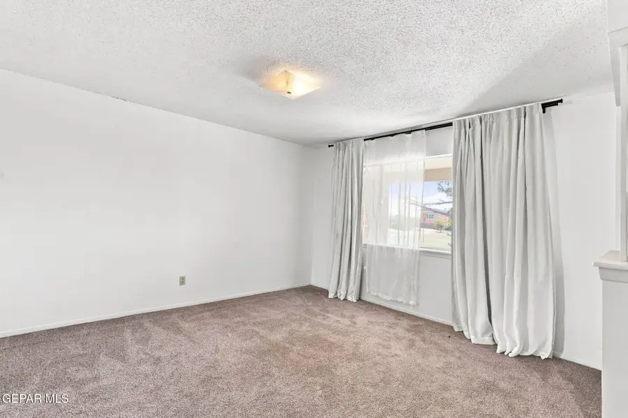 300 Vista Bonita Street, El Paso, TX 79912 - #3