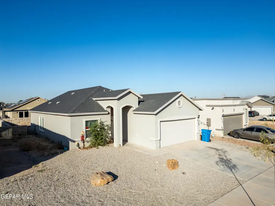 10169 Texas Madrone Drive, Socorro, TX 79927 - #2