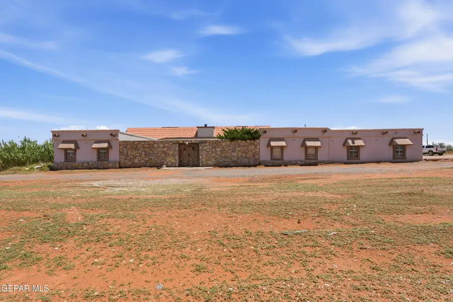 5566 Desert Willow Drive, El Paso, TX 79938 - #3
