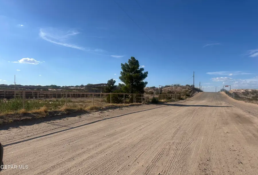 6 N Tierra Vista, La Union, NM 88021 - #3