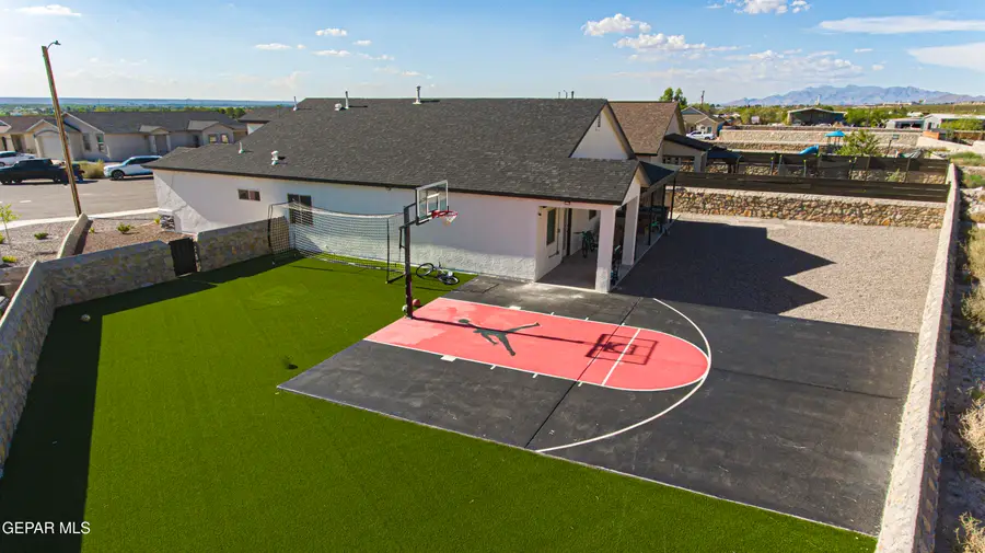 582 Osier Drive, Canutillo, TX 79835 - #3