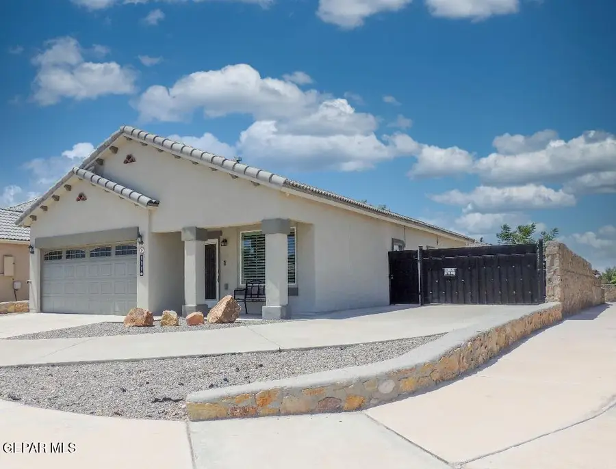 809 Kerconell Road, El Paso, TX 79928 - #2