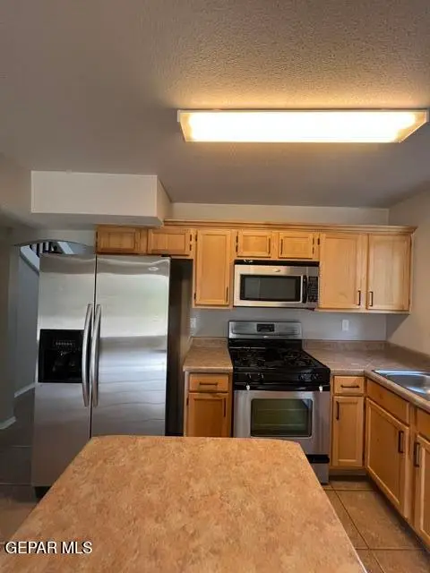 11105 Bullseye Street, El Paso, TX 79934 - #2