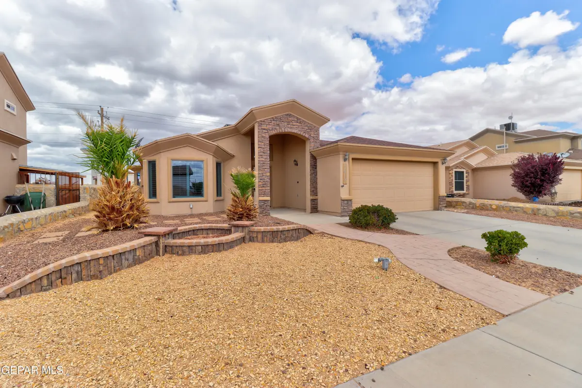 3017 Woodhead, El Paso, TX 79938 - #1