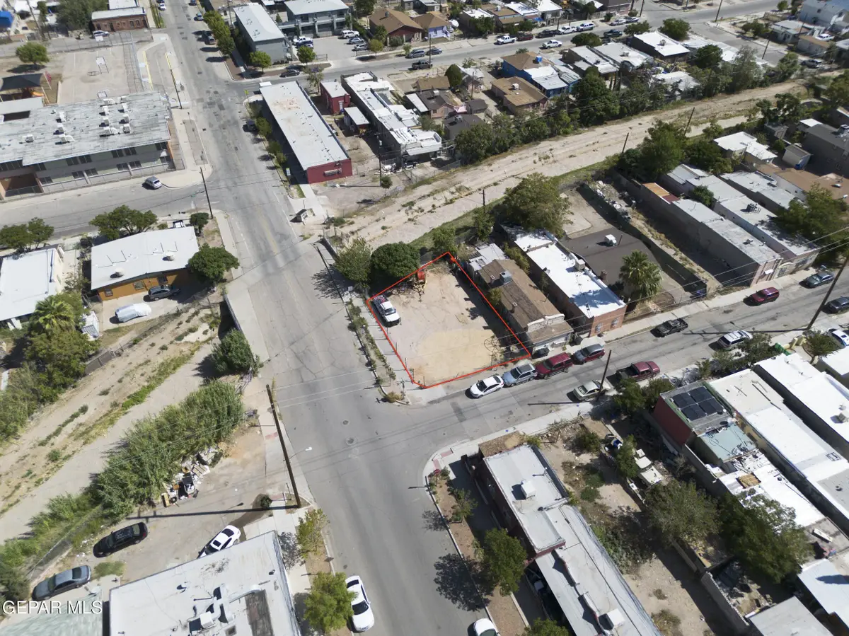 3001 E San Antonio Avenue, El Paso, TX 79905 - #1