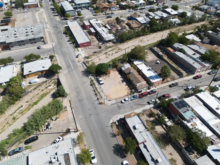 3001 E San Antonio Avenue, El Paso, TX 79905 - #2