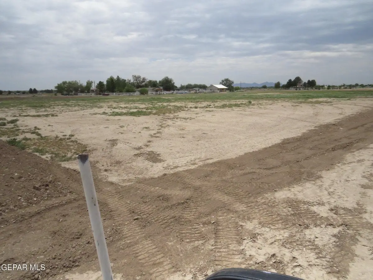 711 S Vasquez Drive, San Elizario, TX 79849 - #1