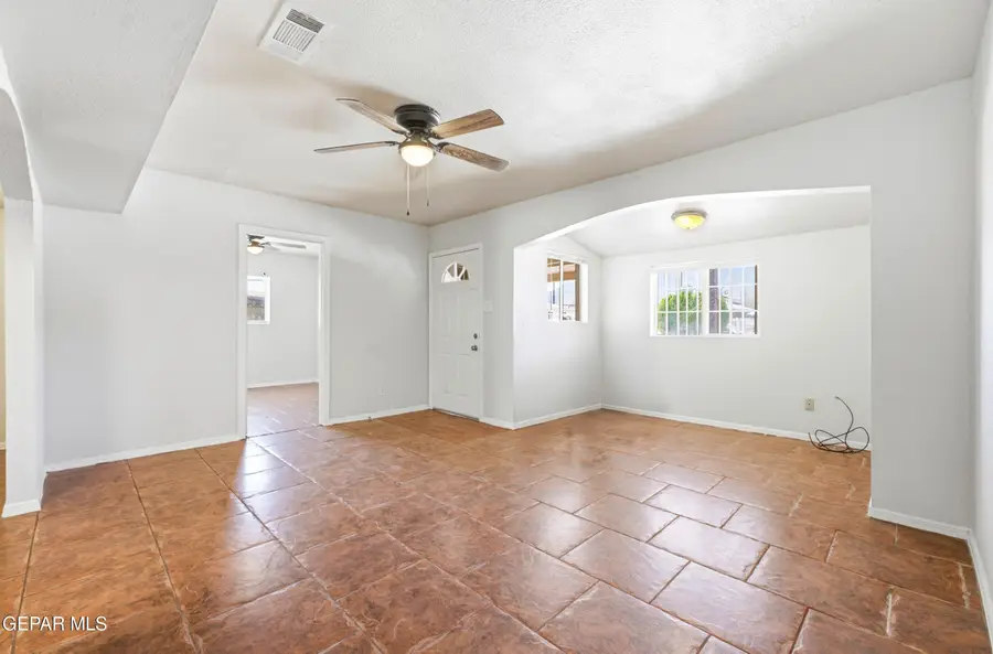 5520 Pollard Street, El Paso, TX 79904 - #2