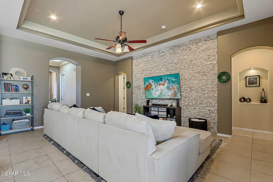 1149 Stoke Street, Horizon City, TX 79928 - #2