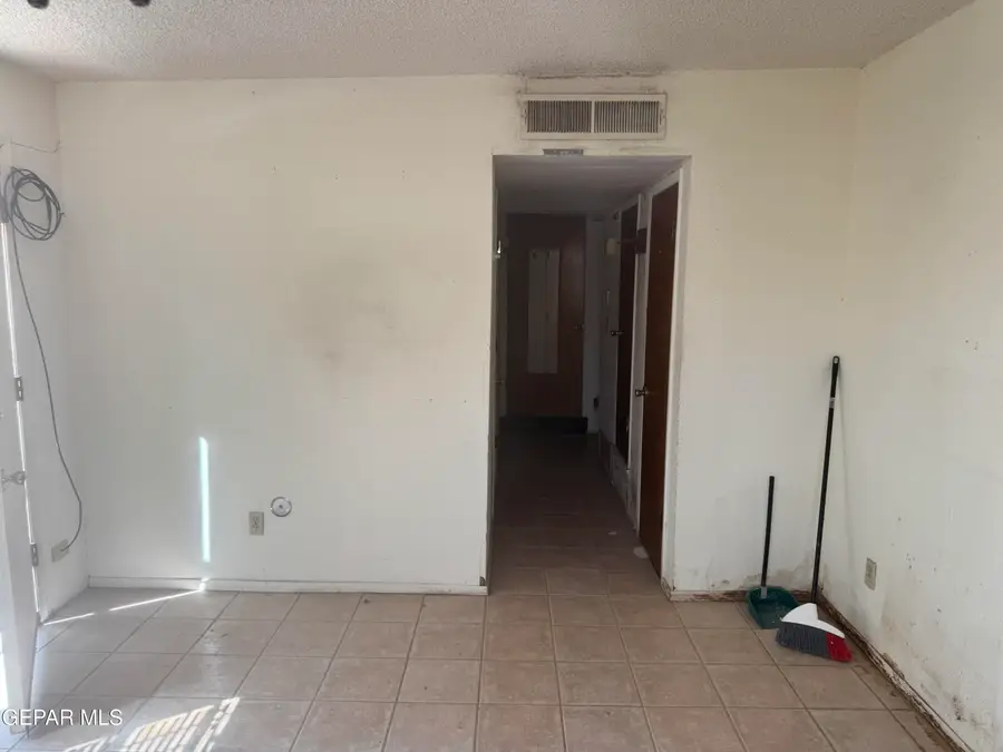 2520 San Jose Avenue #7A, El Paso, TX 79930 - #3
