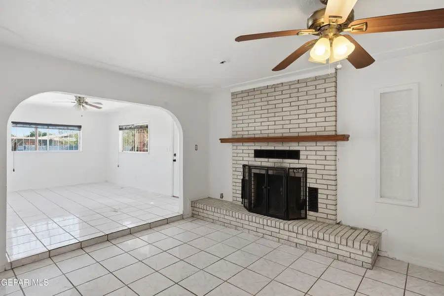 7404 Mimosa Avenue, El Paso, TX 79915 - #3
