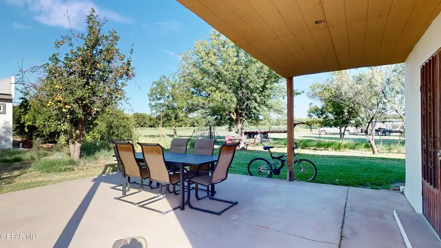 12421 N Loop Drive, Clint, TX 79836 - #3