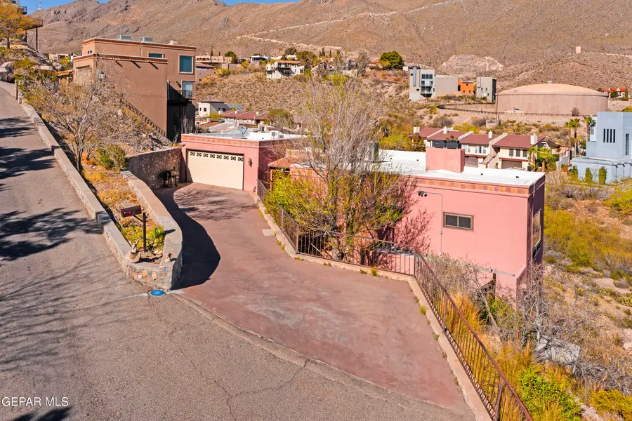 4 Sierra Crest Drive, El Paso, TX 79902 - #3