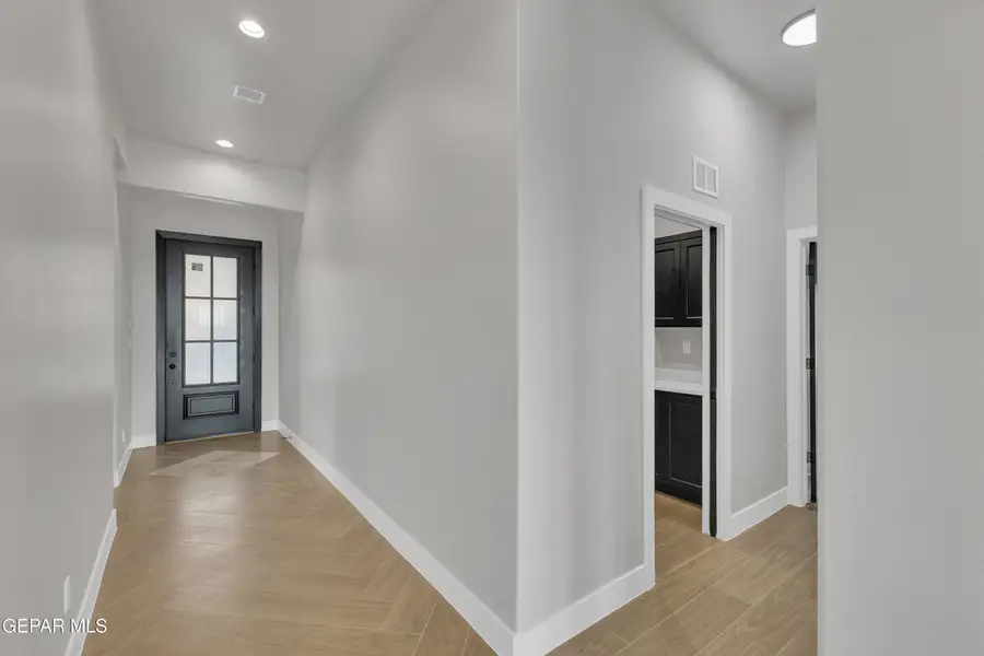 15130 Hinojos Avenue, El Paso, TX 79938 - #2