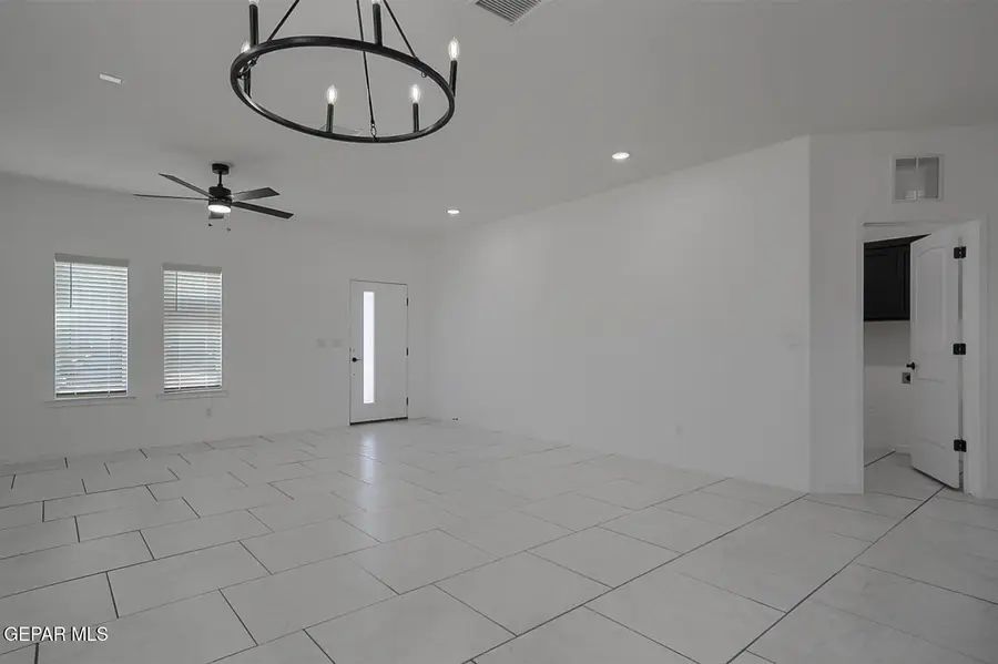 15117 Laura Lane, El Paso, TX 79938 - #2