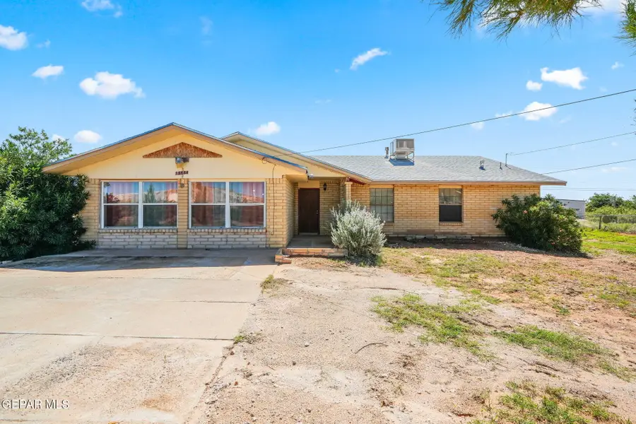 15964 Gay Lynn Road, El Paso, TX 79938 - #2