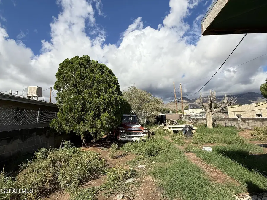 8919 Robert Drive, El Paso, TX 79904 - #3