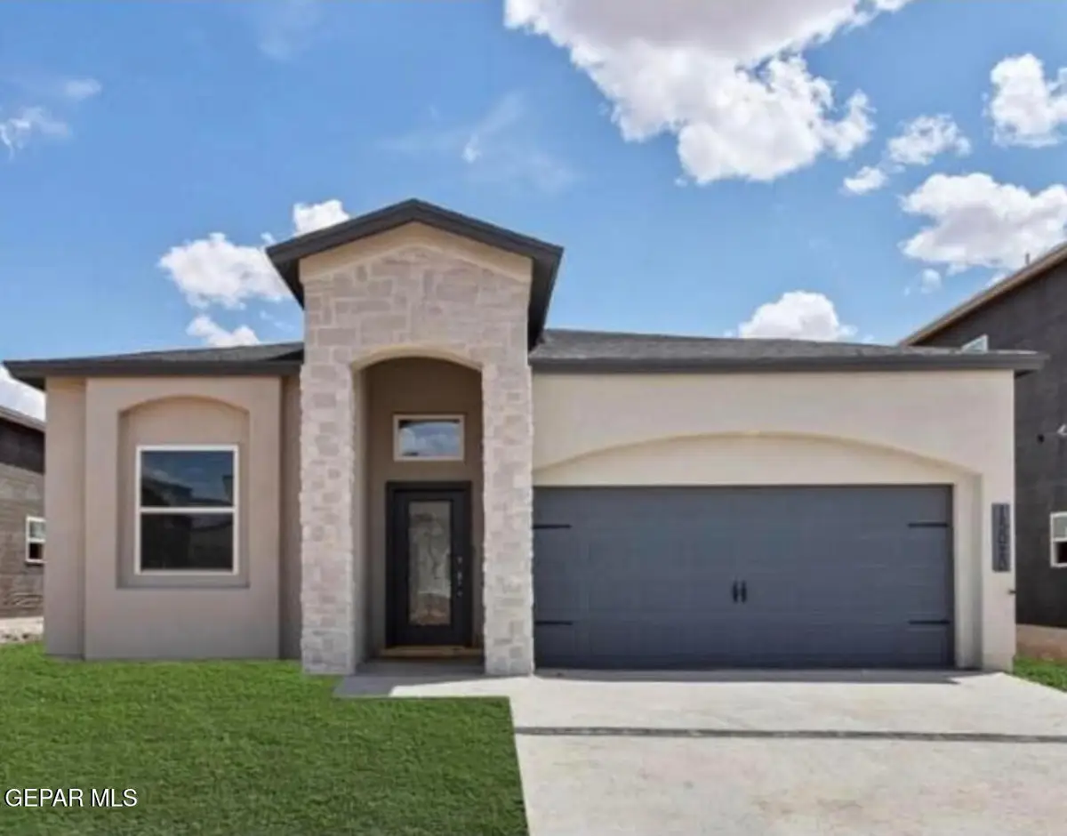 1445 Ruben Orozco Sr, Socorro, TX 79927 - #1