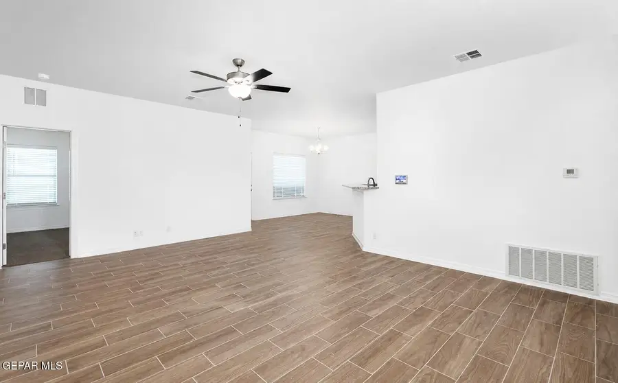 906 Bromyard, Horizon City, TX 79928 - #3