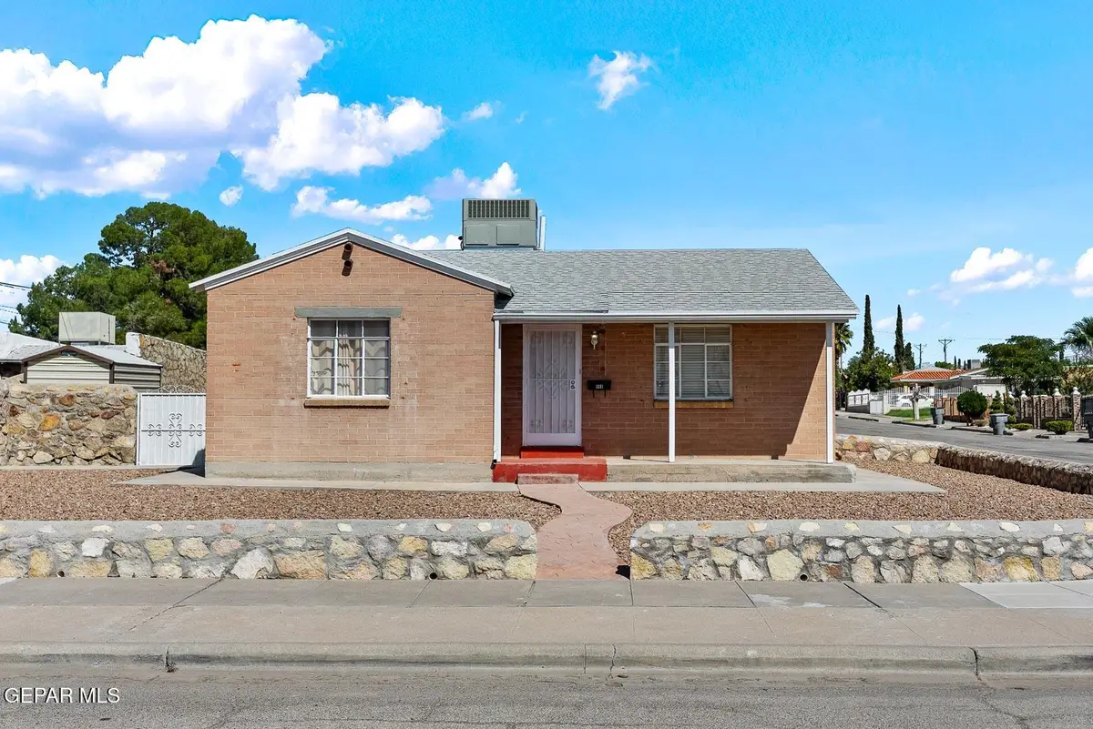 500 Mission Road, El Paso, TX 79903 - #1