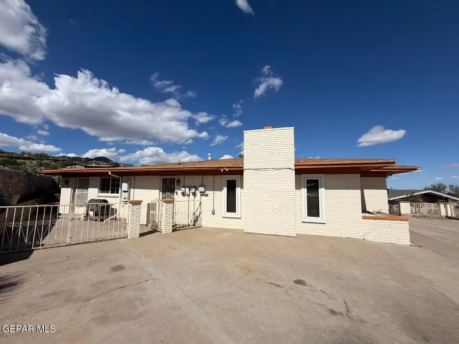 3115 Titanic Avenue, El Paso, TX 79904 - #3
