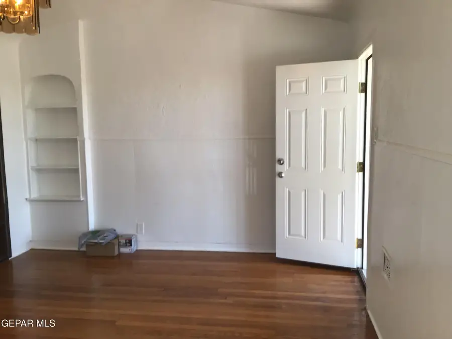 2431 Grant Avenue, El Paso, TX 79930 - #3