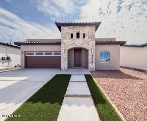 15040 Laura Lane, El Paso, TX 79938