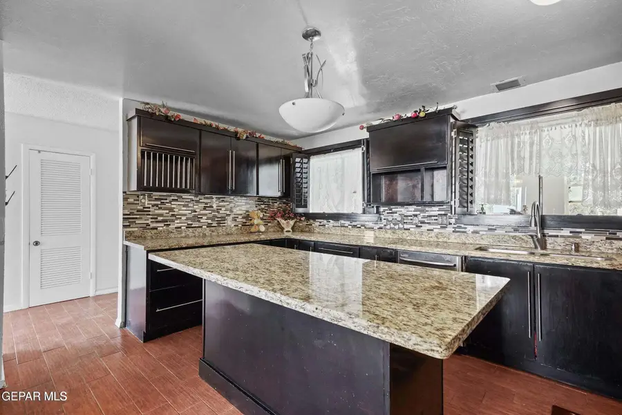 8717 Parkland Drive, El Paso, TX 79925 - #2