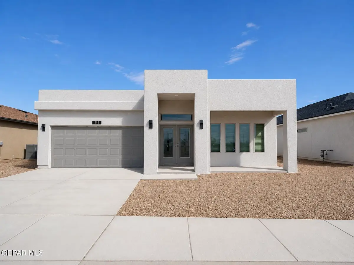 898 Andrew Arroyos, Socorro, TX 79927 - #1