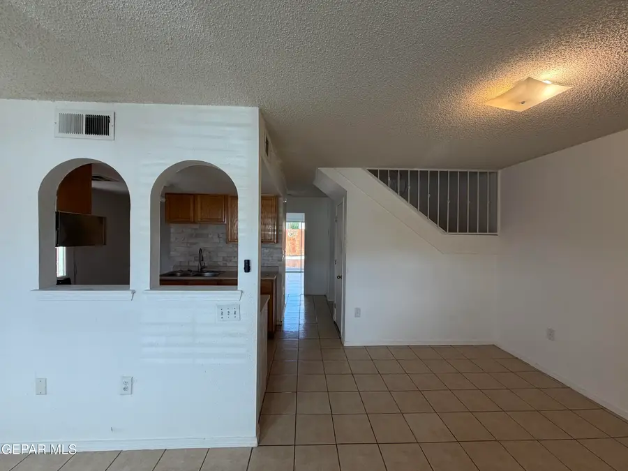 11027 Oasis Drive, El Paso, TX 79936 - #3