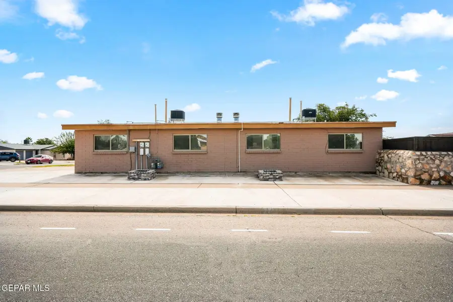 3013 Beachcomber Drive #A & B, El Paso, TX 79936 - #3