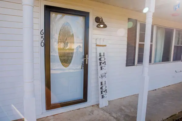 650 Glazner St, Hawkins, TX 75765