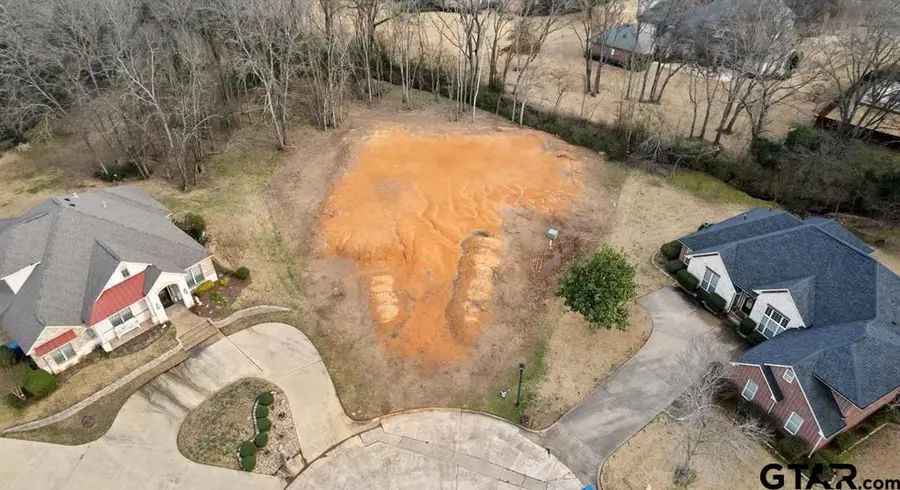 912 Holly Hill Ln, Mount Pleasant, TX 75455 - #2